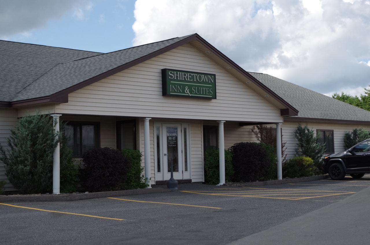 Shiretown Inn & Suites Houlton エクステリア 写真