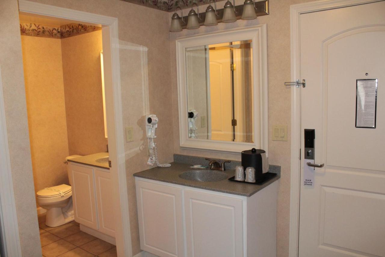 Shiretown Inn & Suites Houlton エクステリア 写真